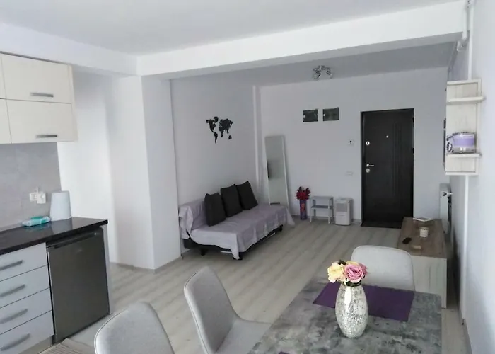 Aris Mamaia Nord Daire